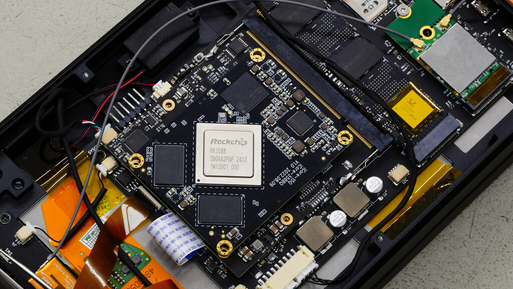 Pocket Reform Upgrade Bundle with RCORE RK3588