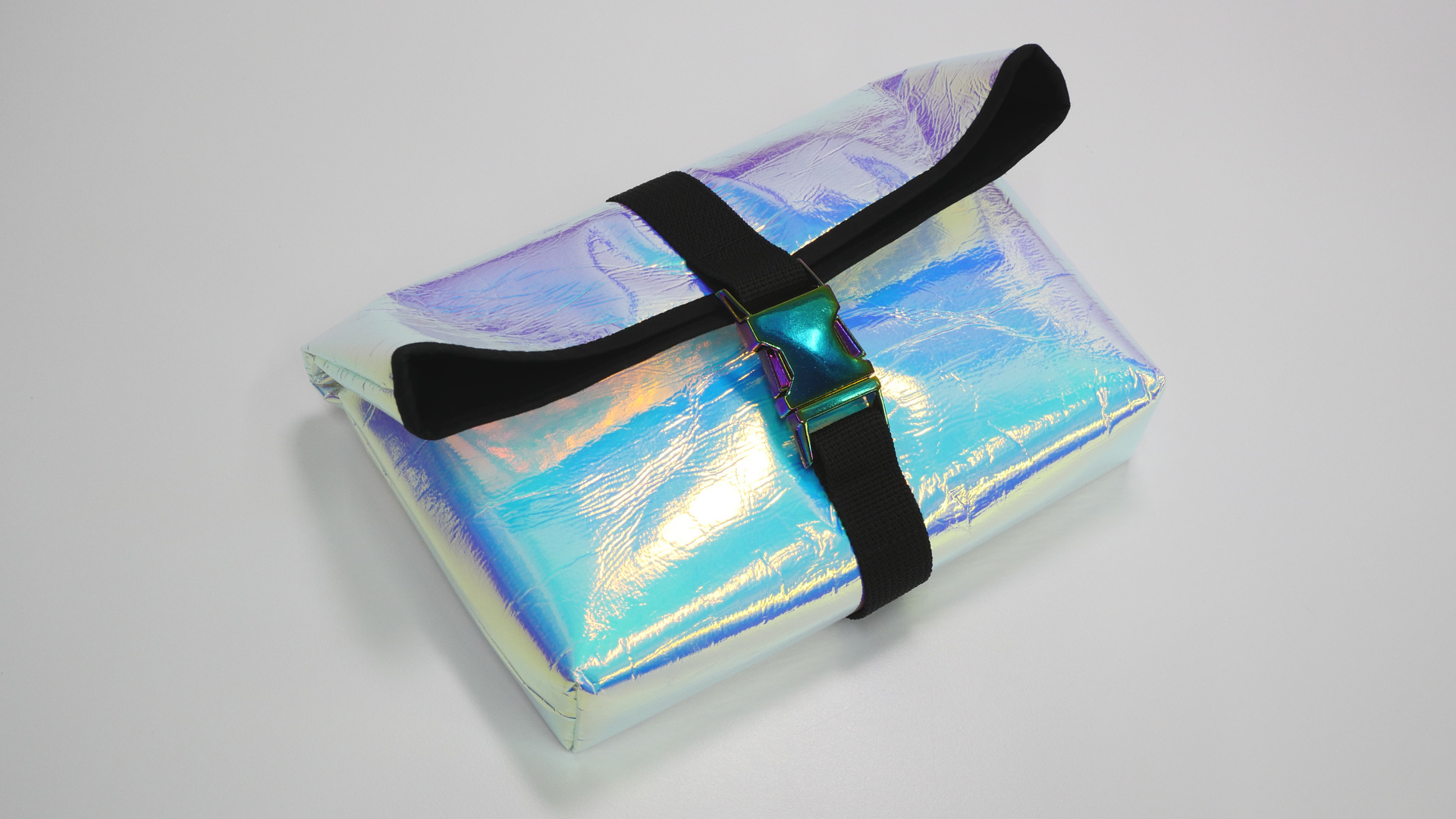MNT Pocket Reform Sleeve - Holographic - Closed Front