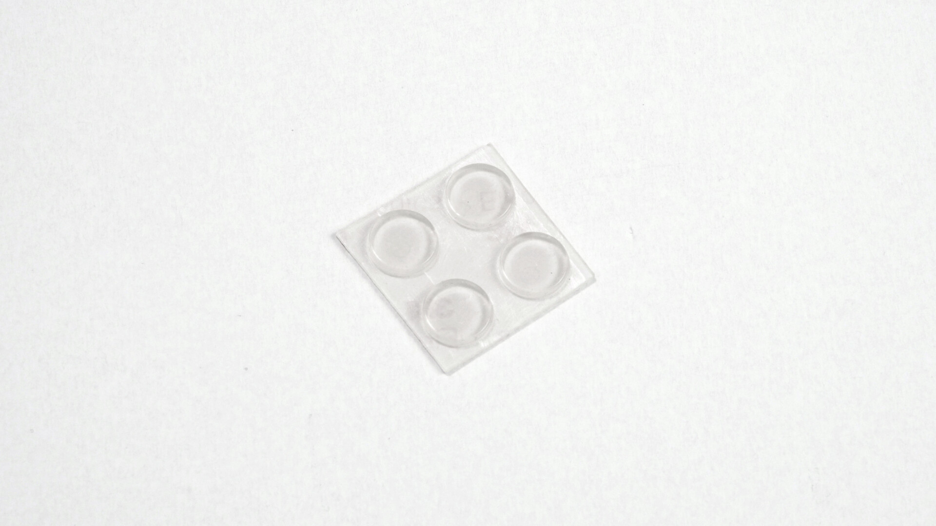 4x rubber feet (clear)